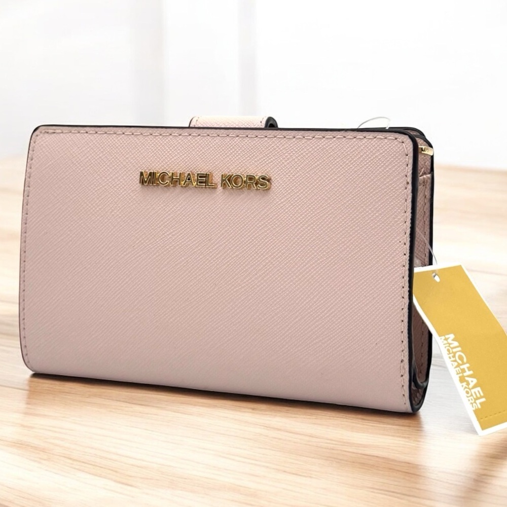 Michael Kors Medium Jet Set Travel Zip Chain Bifold Wallet Leather Powder Blush